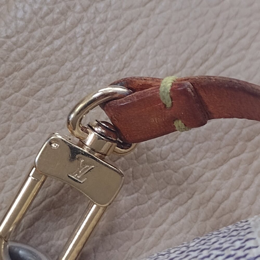 💯% Authentic Louis Vuitton Pochette Accessories in DA - Picture 6 of 11